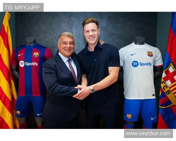 阿斯：霍安状态回暖复出助巴萨重返零封之路